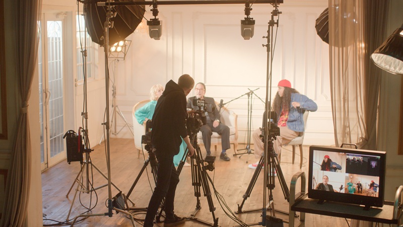 Жеке операторлардың мүмкіндіктерін кеңейту: Canon Multi-Camera Orchestration (көпкамералы түсірілім) жүйесін ұсынады