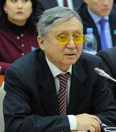 Өз ана тілін білу және құрметтеу - әр қазақтың қасиетті міндеті
